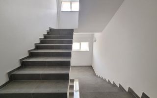 Apartament cu 2 camere, decomandat, Str. Doamna Stanca - Poză 4