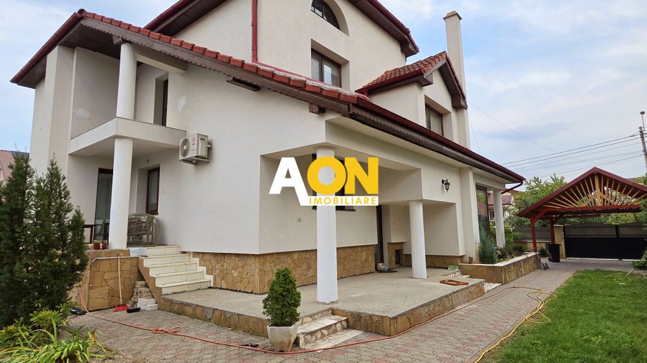 Casă individuală cu 6 camere și piscină în Alba Iulia, zona Cetate - Poză 1