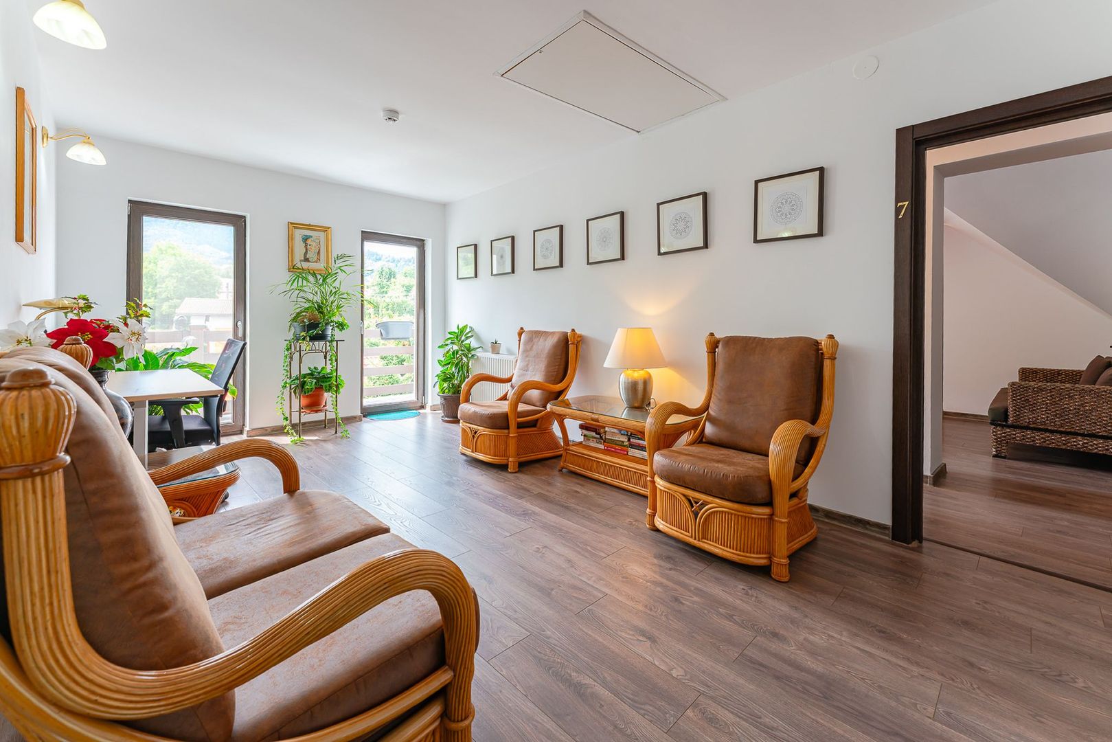 Pensiune de vânzare în Bran, cu rating 9.8 Booking și 4.9 Google - Poză 27