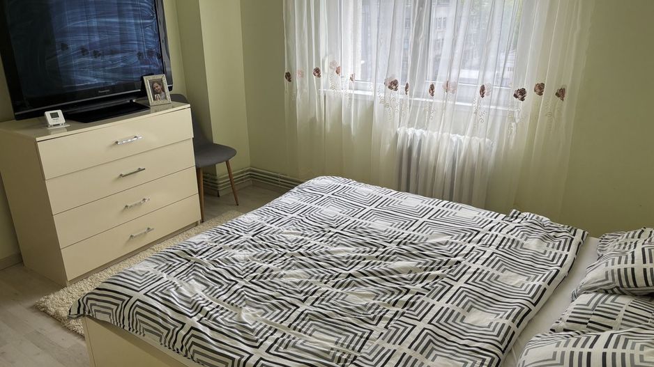 BRASADAS vinde ap 3 cam etaj 4/10 Micro 15 utilat mobilat. - Poză 10