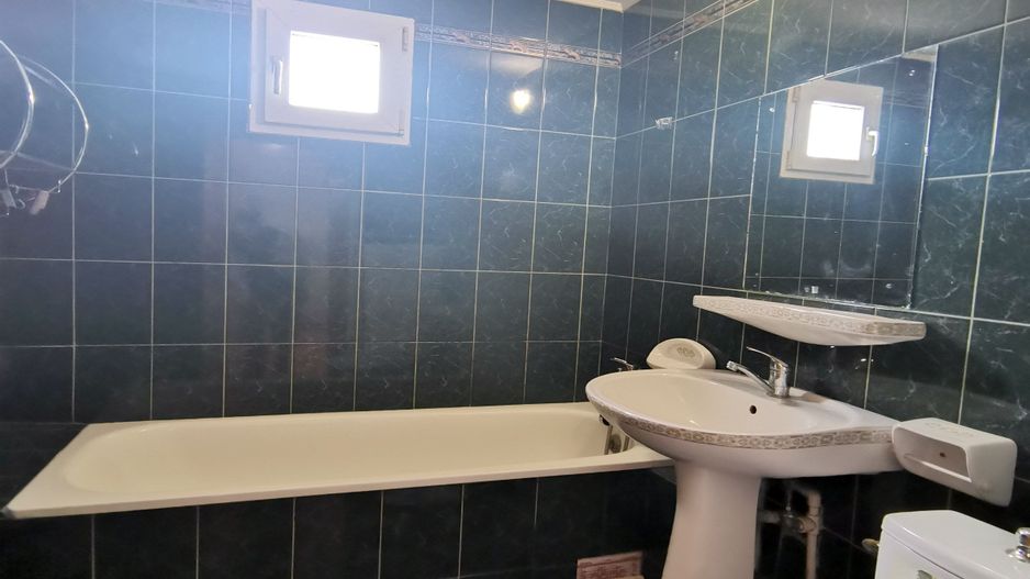 3 camere- Metrou Favorit- Comision 0 - Poză 9