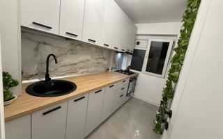 VANDUT! 2 Camere Modern etaj 1/4 cu Loc de parcare - Poză 7