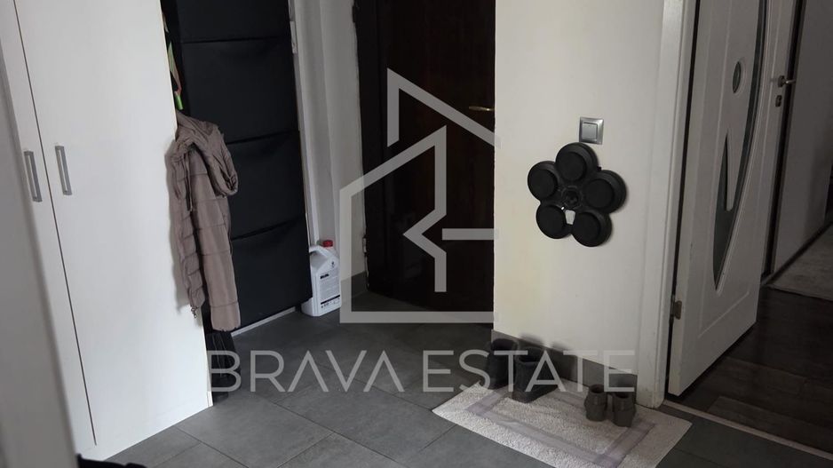 Apartament 2 camere, 52mp, parcare, balcon, zona Florilor - Poză 5