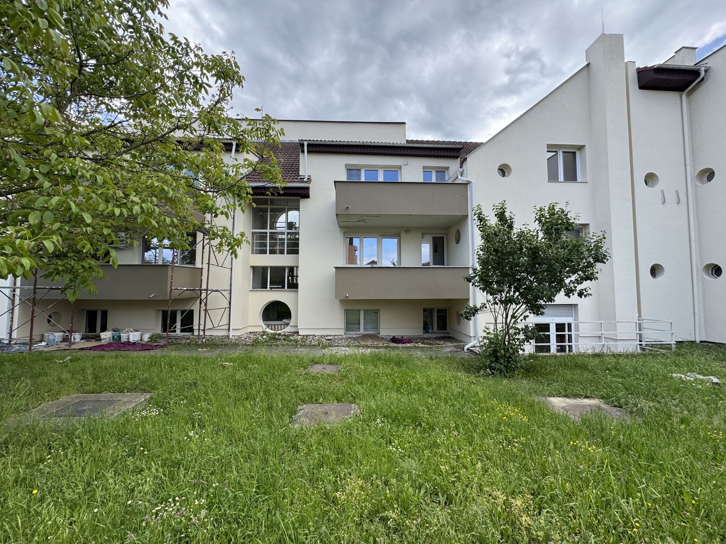 Apartament nr.20 cu 2 camere, boxa si parcare incluse in pret - Poză 1