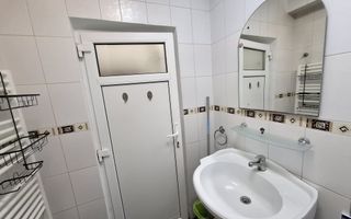 Apartament cu Potențial Investițional + Boxǎ | Zona Andrei Mureșanu - Poză 9