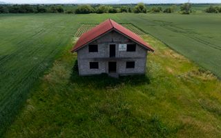 Casa 5 camere la gri, teren 1435 mp - zona Halchiu/Codlea - Poză 2