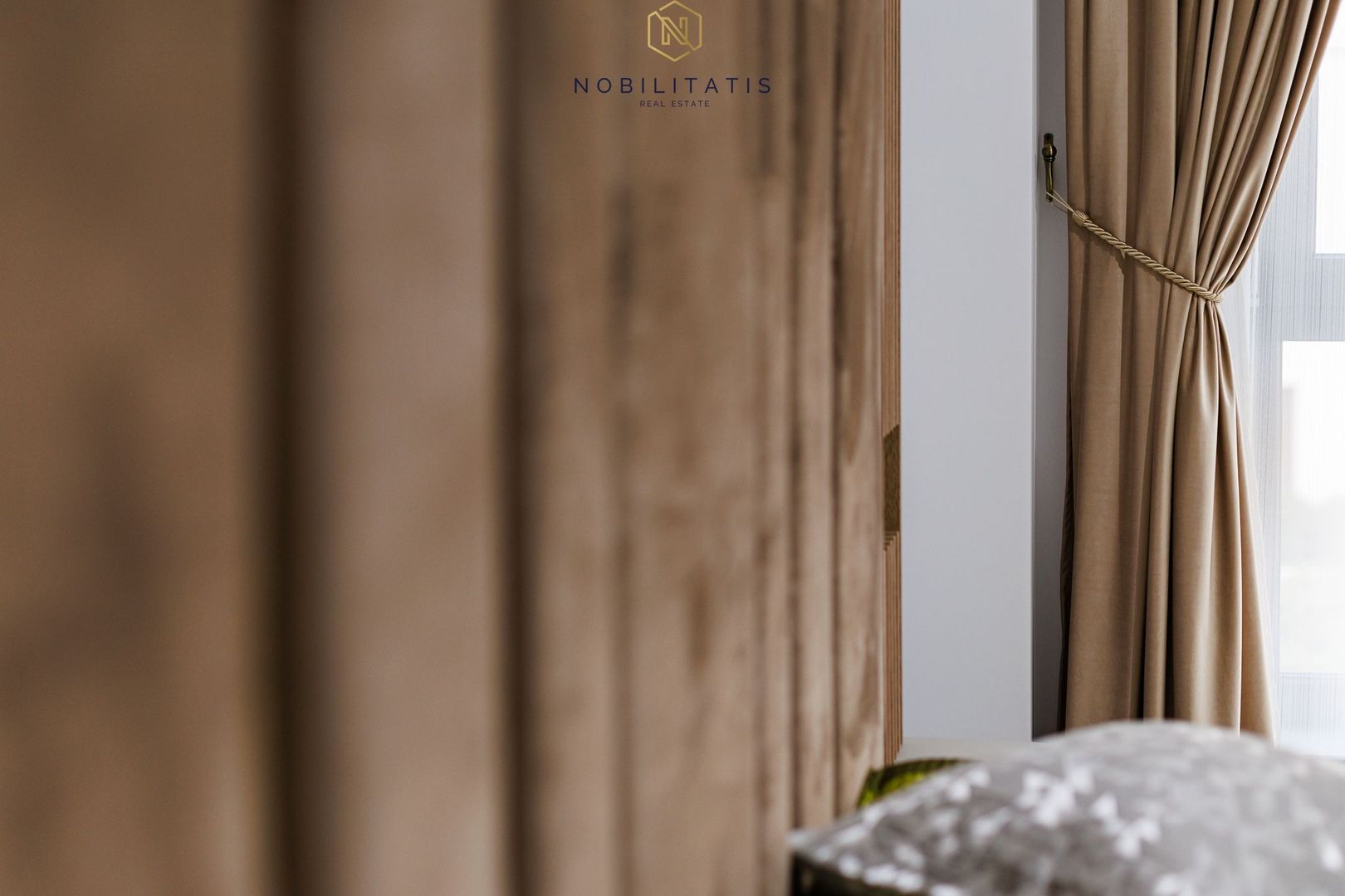 Apartament de Lux | 2.5 camere | Piscina privata & Garaj subteran - Poză 46