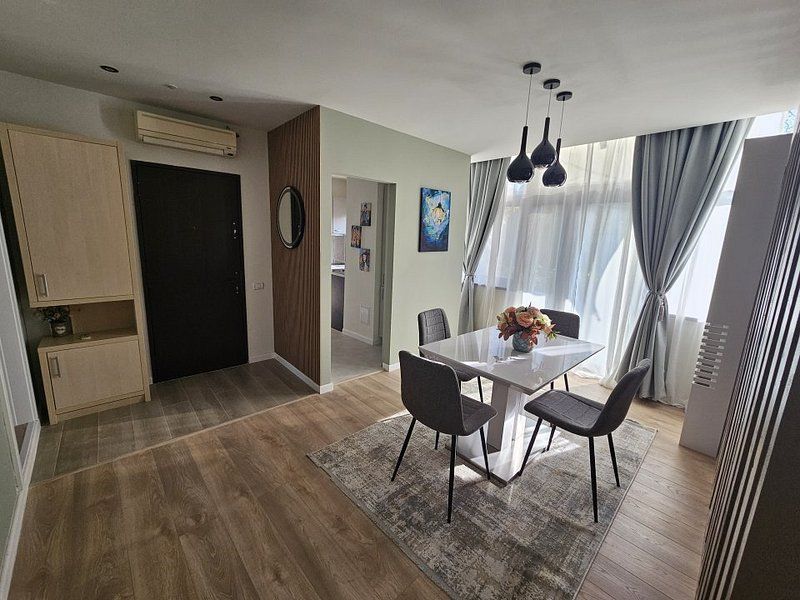 Apart 2camere , 2 bai si terasa zona 1Mai/ Domenii - Poză 5