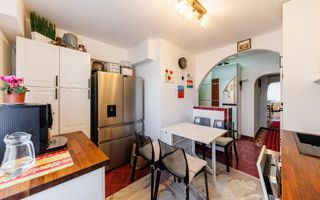 apartament 4 camere zona Circumvalatiunii - Poză 3