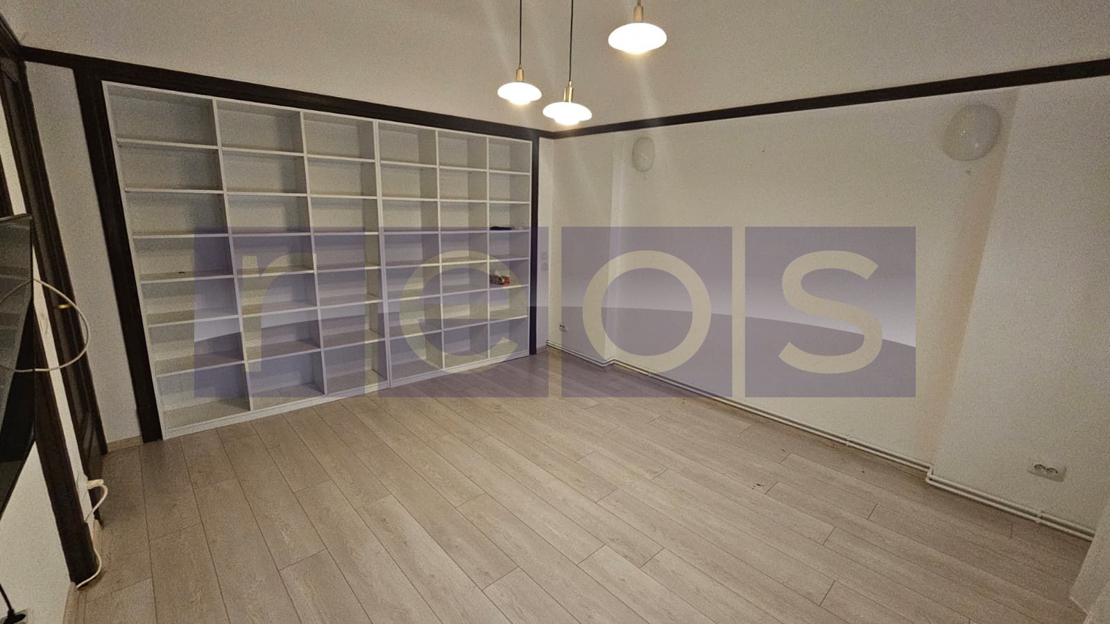 INCHIRIERE APARTAMENT ÎN VILĂ INTERBELICĂ – 5 CAMERE, ZONĂ CENTRALĂ - Poză 3