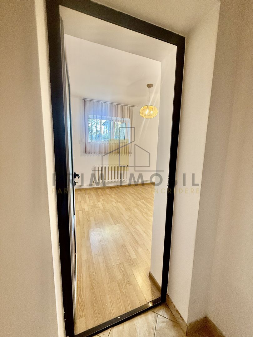 2 camere Decomandat – Copou, Bd. Carol I, 250 m de Universitate - Poză 2