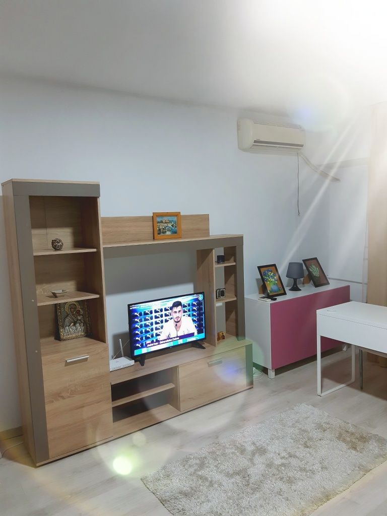 Închiriez garsonieră renovată, modernă, Mall Vitan - Poză 3