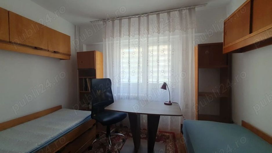 Apartament 3 camere, 3 balcoane, Teiul Doamnei – bloc reabilitat - Poză 2