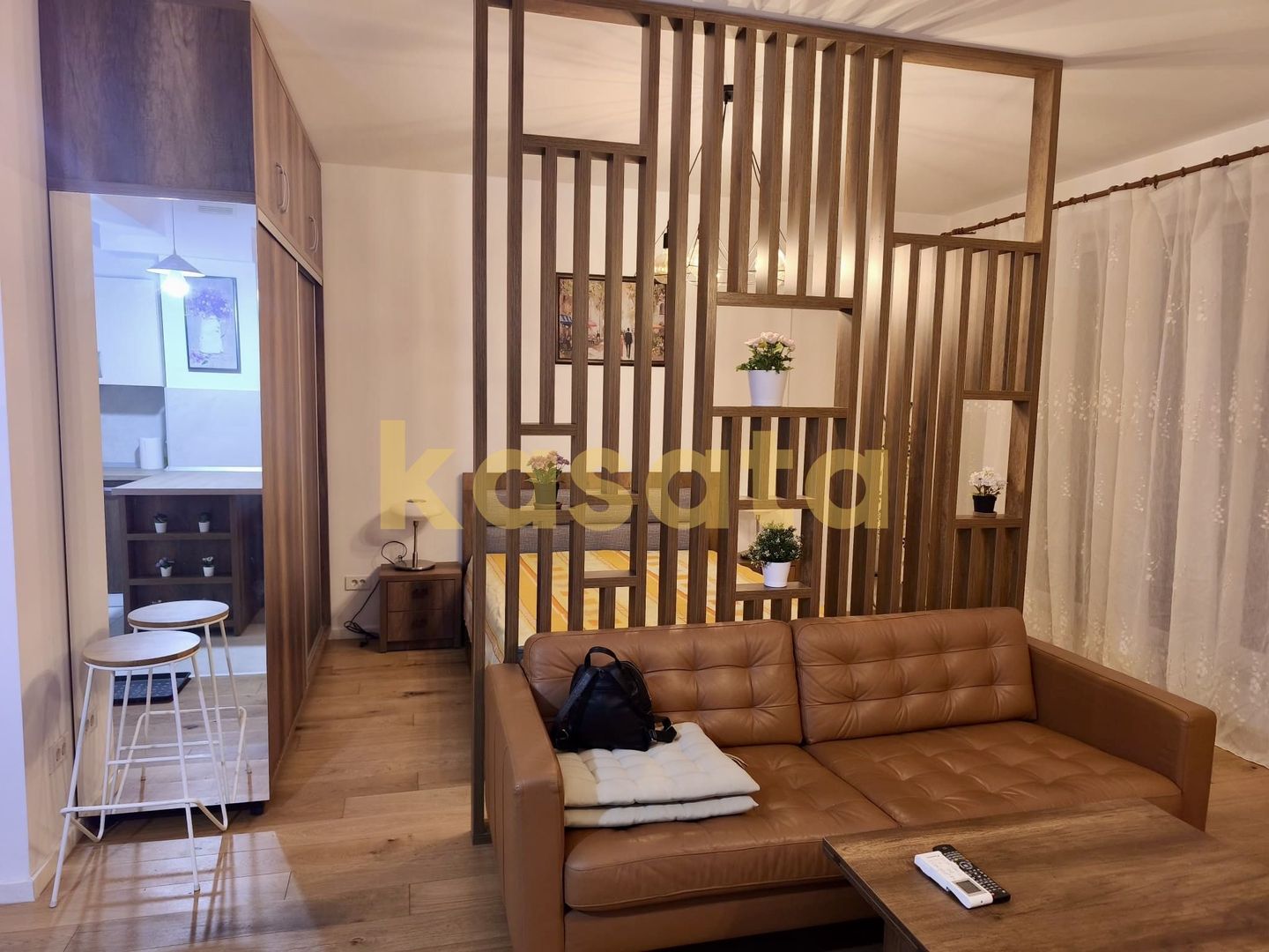 Studio modern cu terasa mare | Aviatiei - Poză 3