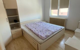 Apartament de vanzare - Poză 2