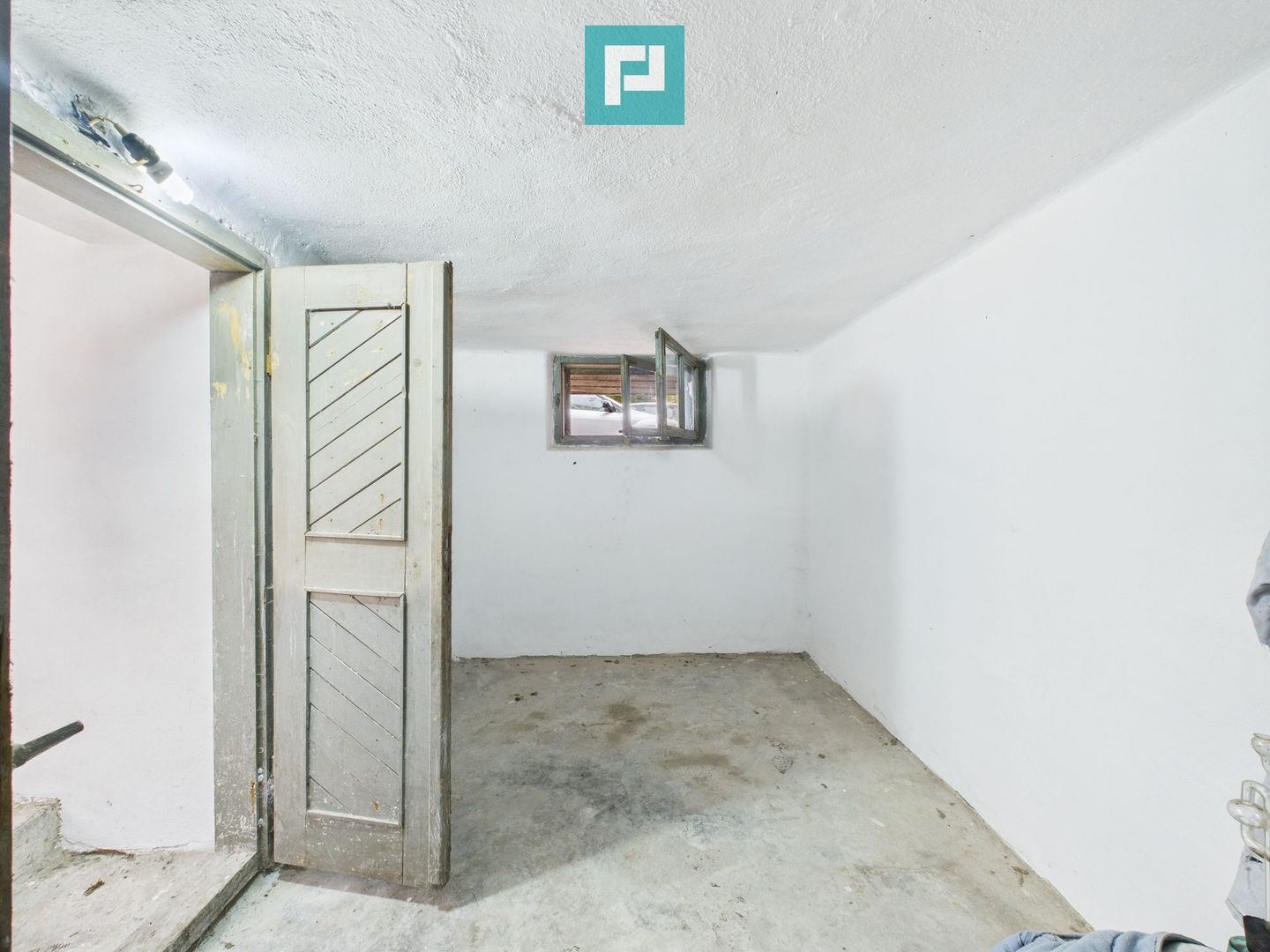 Casă cu 4 camere, în localitatea Gurahonț, Arad - Poză 13