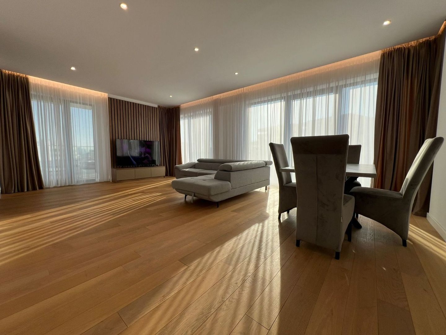 Apartament High End I 4 Camere în One Herăstrău Towers - Poză 5