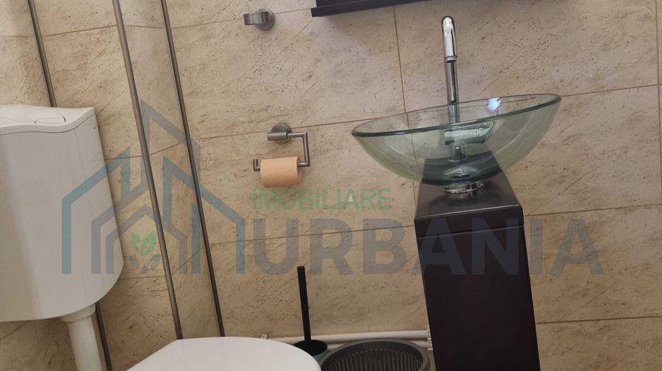 # vând apartament doua camere in Tudor Vladimirescu - Poză 6