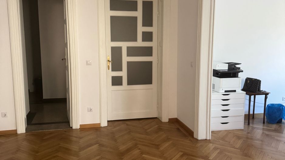De Inchiriat apartament de 3 camere Rossetti - Universitate - Poză 2
