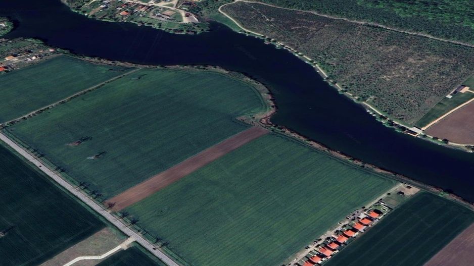 Teren intravilan la lac - Moara Vlăsiei, 17.000 mp - Poză 9