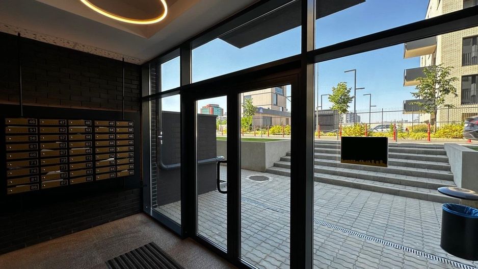 Studio Dublu Superb cu Terasa Generoasa H Pipera Lake - Poză 14