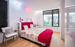 Vilă cu 4 camere la vânzare sau la închiriere - Poză 14