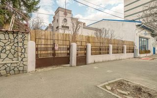 Piata Muncii, casa 87 mp totali, 179 mp curte libera, ideala birouri - Poză 1