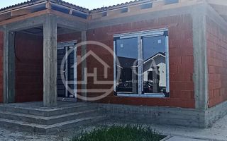 Casa de vanzare cu 4 camere in zona Santandrei, Oradea - Poză 2