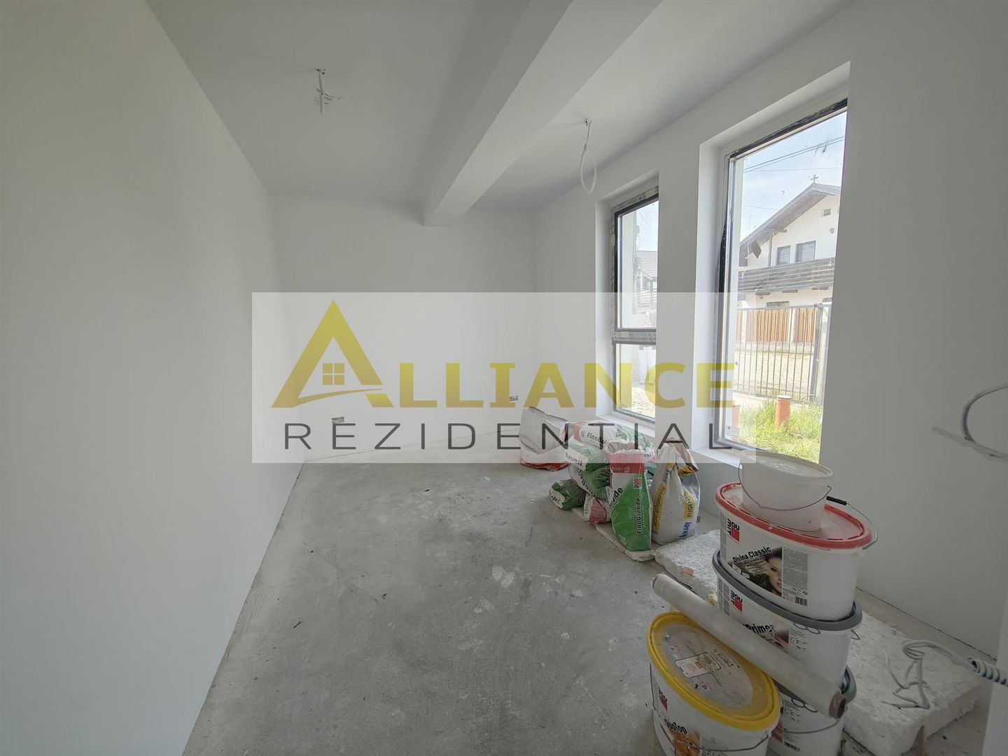 Strada Miorita I P+E | 5 camere | 3 bai | Teren 400 mp - Poză 12