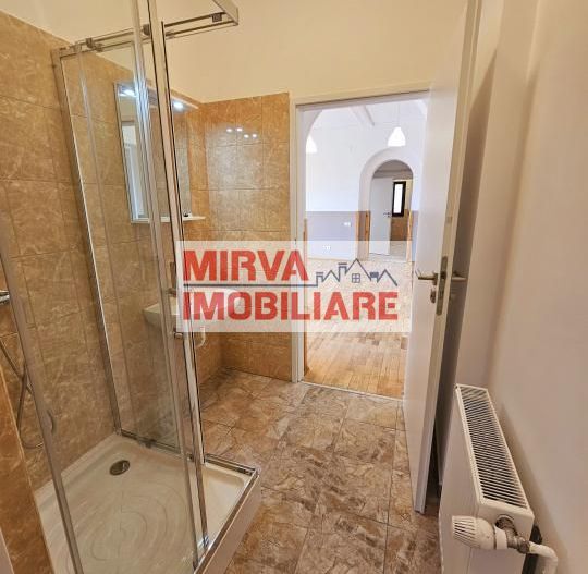 🏢 Spațiu de birouri modern – 5 camere, 3 băi – Zona Centrală, Ploieșt - Poză 15