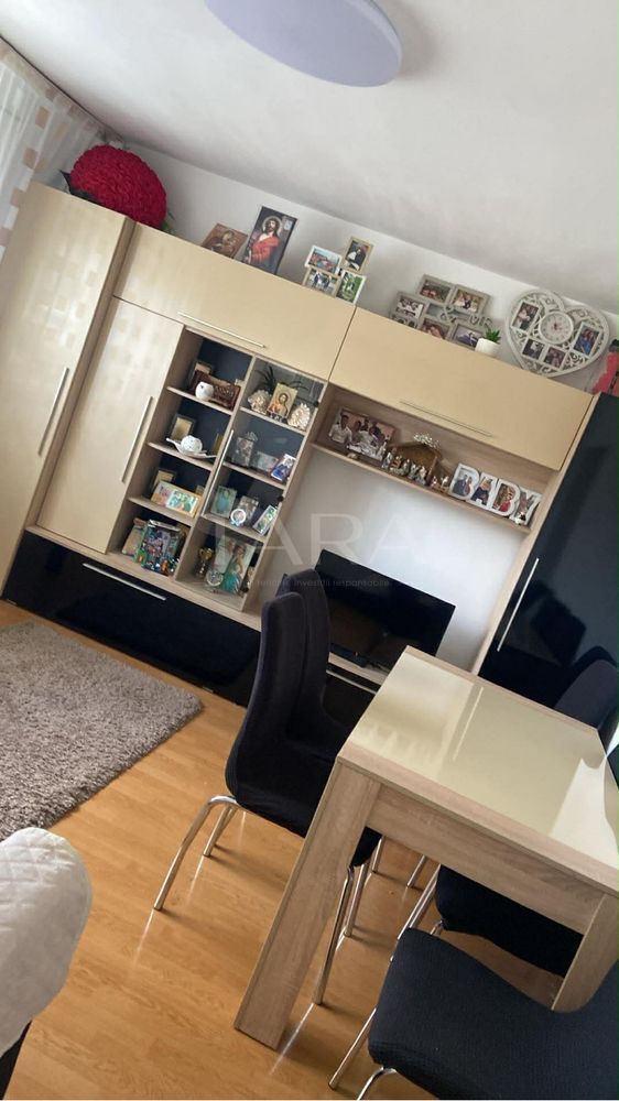 Apartament cu 4 camere decomandate, 2 parcări. Panoramă superbă! - Poză 3