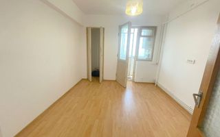 De vanzare – Apartament 3 camere   -R-uri -  Mazepa 1 - Poză 12