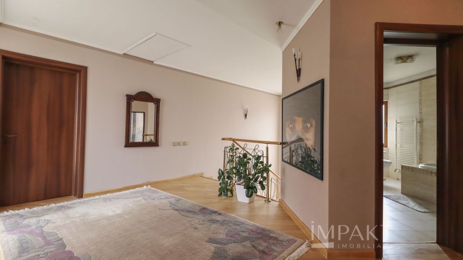Casa individuala deosebita de vanzare, intr-o locatie de exceptie! - Poză 15