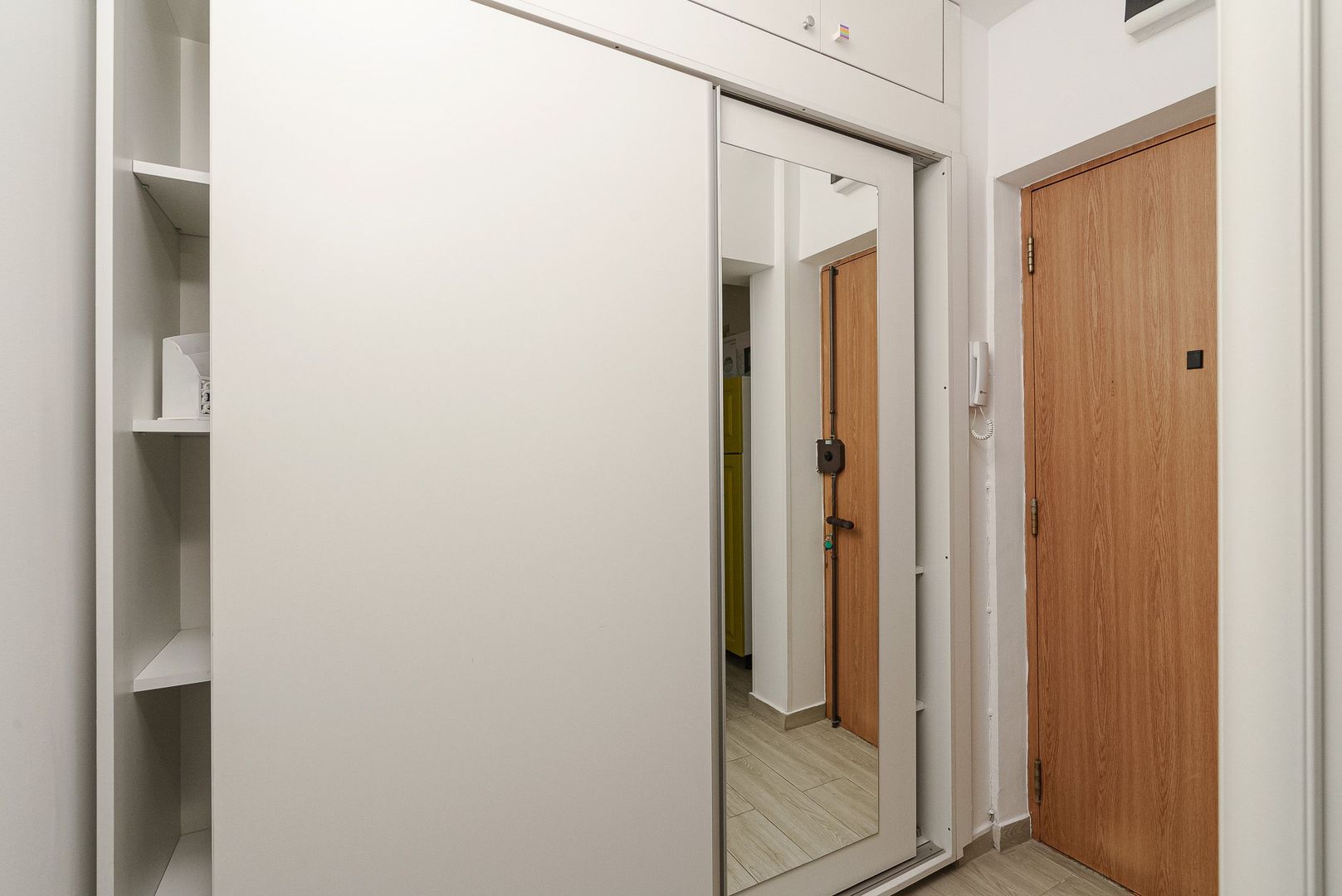 Apartament 2 cam P-ta Romana Bloc EVA - Poză 12