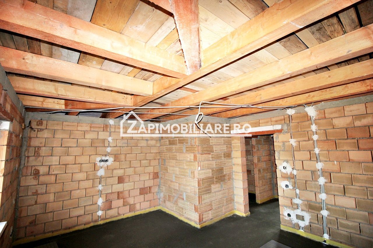 Casa la cheie 4 camere,2 bai,105mp,288 mp teren, 0% comision - Poză 16