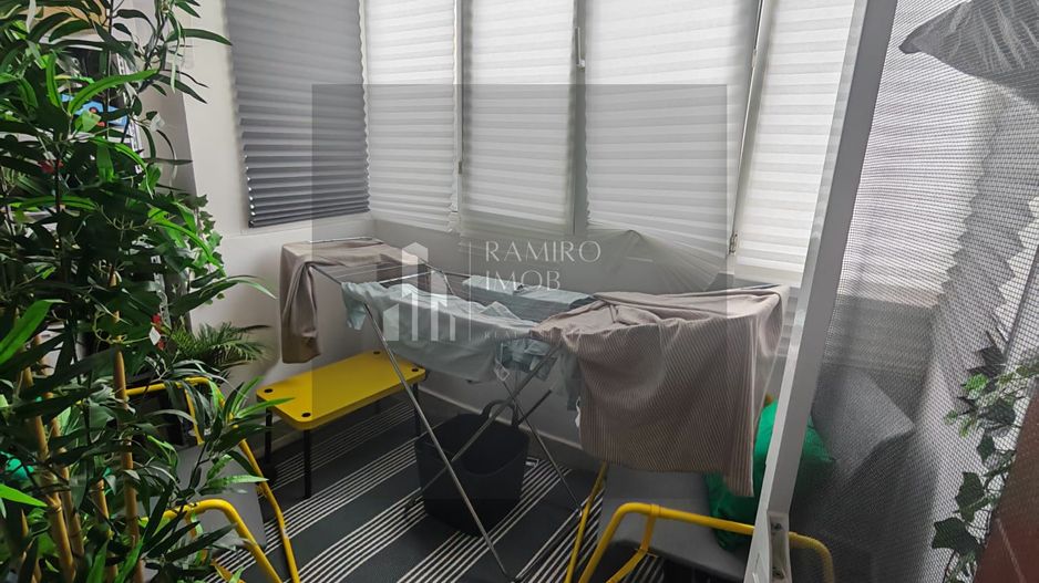 Apartament 3 camere decomandat An 1982 Anvelopat Etaj 1 Titan - Poză 4