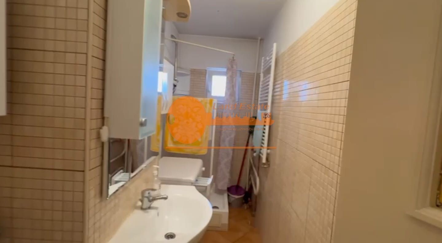 Apartament cu 2 camere in zona Panduri - Poză 5