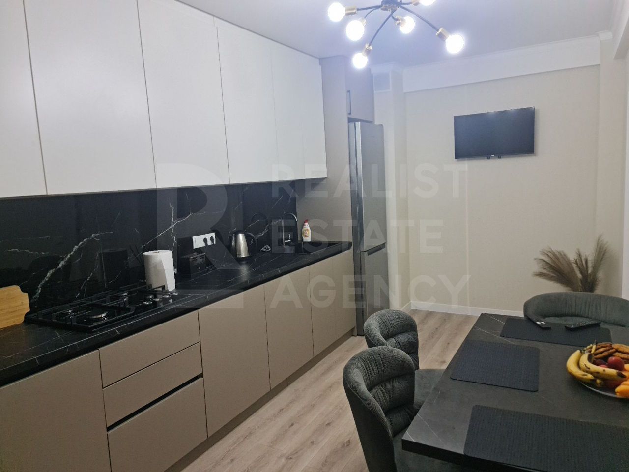 Chirie, apartament, 3 camere, bulevardul Mircea Cel Bătrân, Ciocana - Poză 1