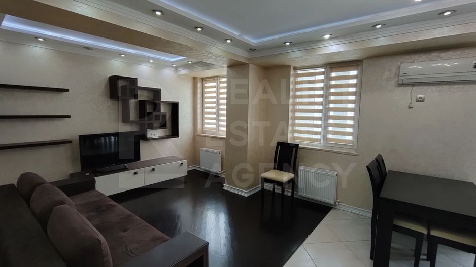 Vânzare, apartament, 3 camere , str. Mircea cel Bătrîn, Ciocana - Poză 1