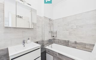 Apartament cu 2 camere la Arad Plaza - Poză 9