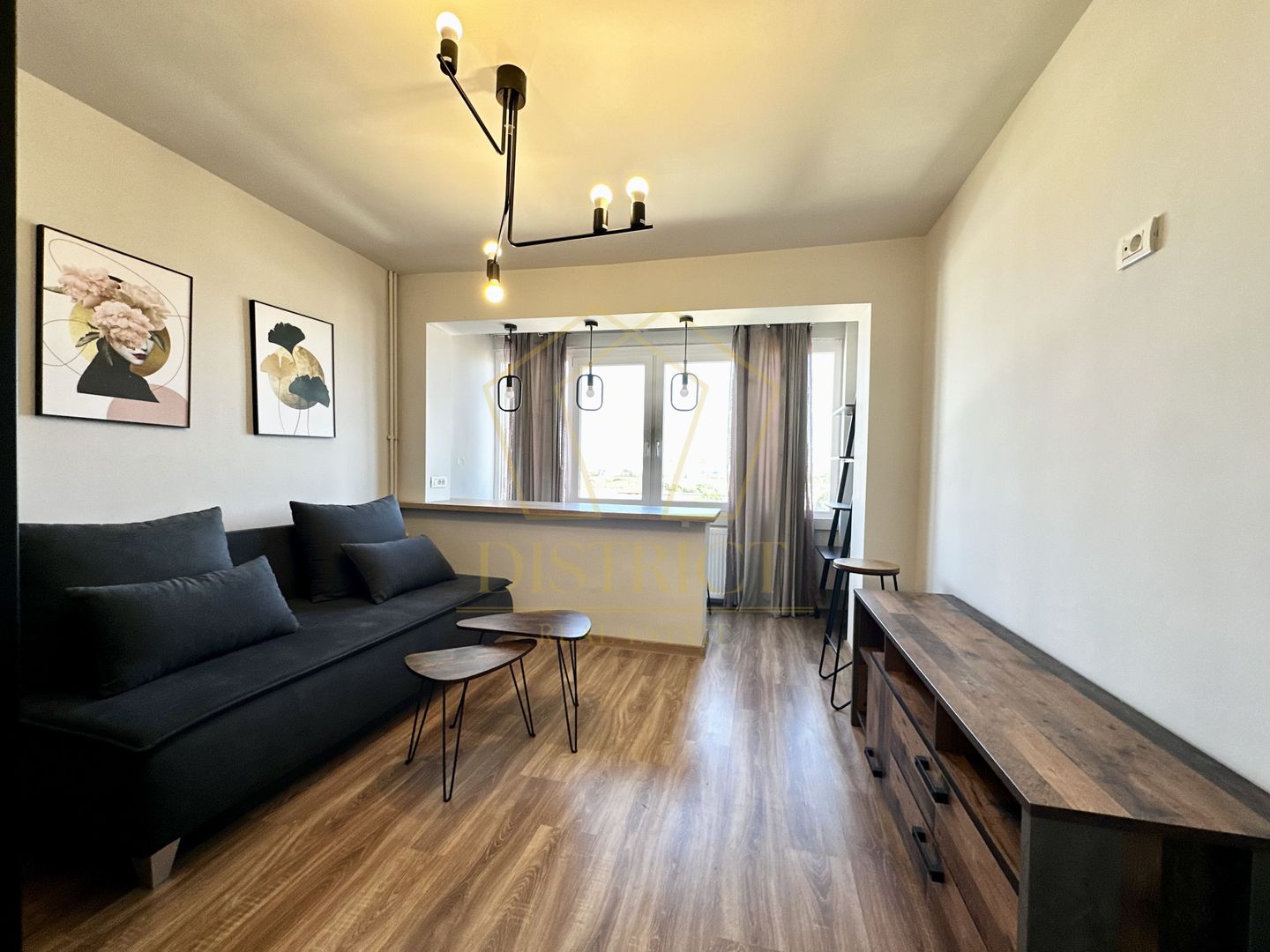 Apartament modern cu 2 camere | Decomandat | Complex Studentesc - Poză 1