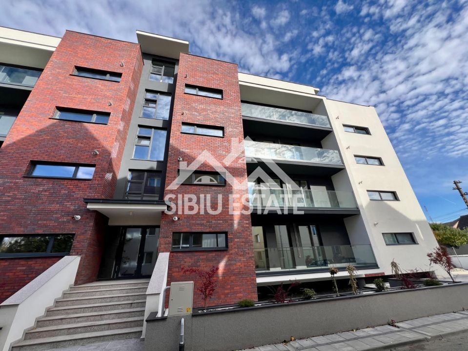 Apartament 3 camere, 2 bai Sibiu central Imobil Top lift garaj boxa - Poză 3