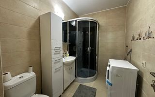 Apartament la etaj intermediar | 2 camere | Zona Str Porii - Poză 13