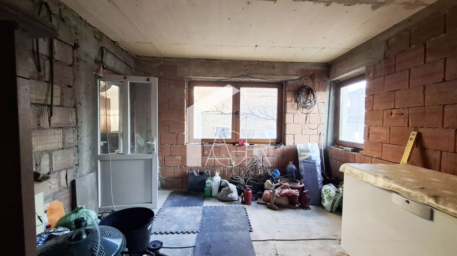 Casa S+P+1E, cu 5 camere, zona Transilvaniei - Poză 7