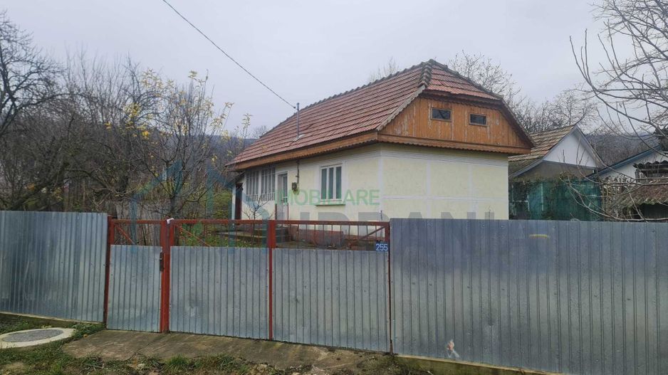 teren + casa batraneasca satul Hilita com Costuleni intravilan - Poză 2