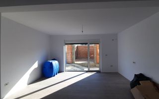 SAD  cu 2 camere si loc de parcare - Poză 6