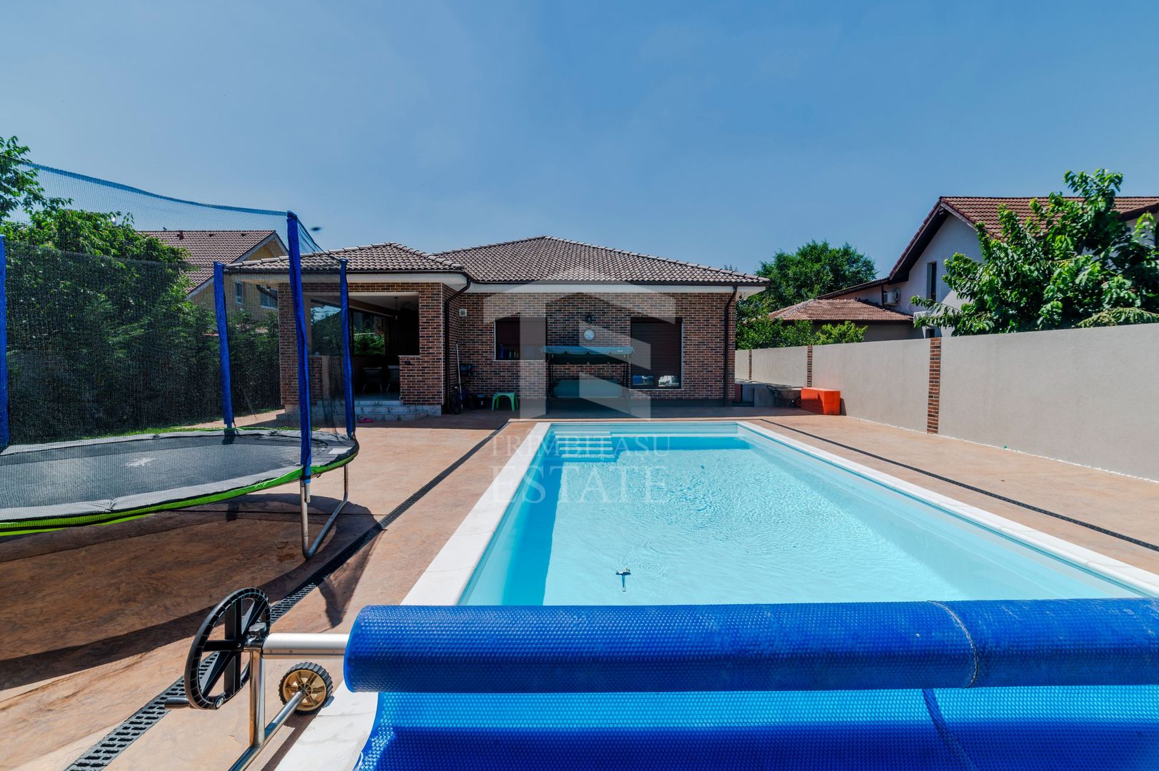 Casa pe parter premium cu piscina in Chisoda independenta energetic - Poză 23