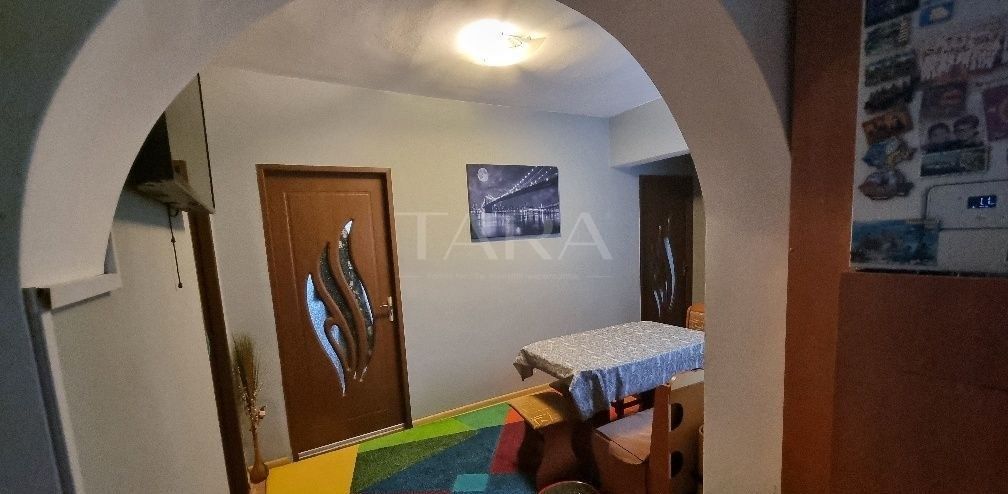 Apartament 3 camere, renovat, parter înalt – Zona Colina, Mănăștur. - Poză 4