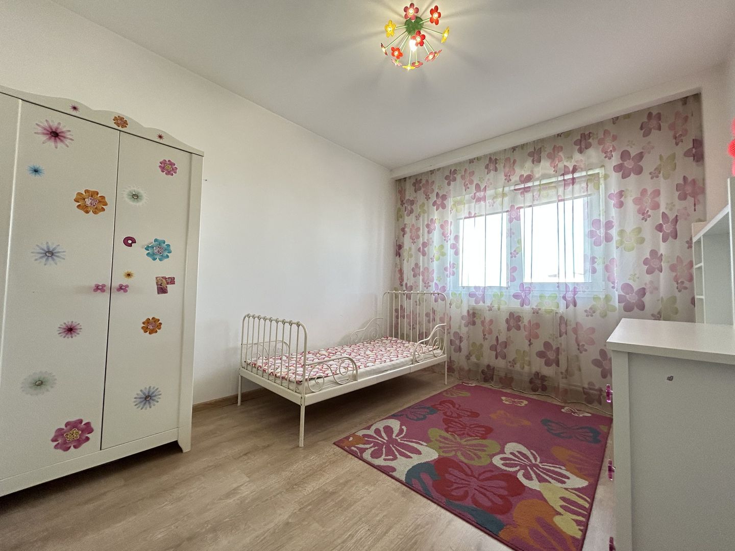 Apartament 4 camere 90 mp loc parcare centrala termica Inel 2 - Poză 8