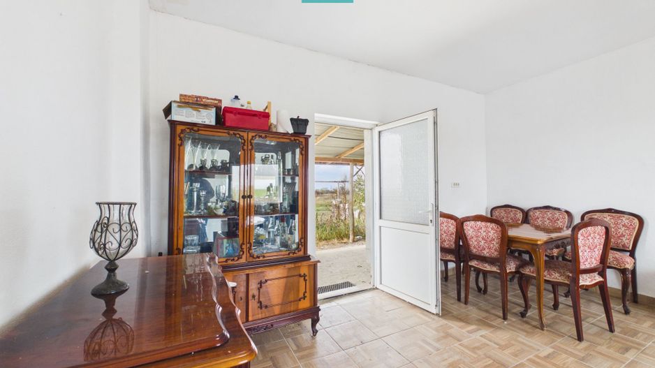 Casă cu teren 13 418 mp intravilan - Poză 9